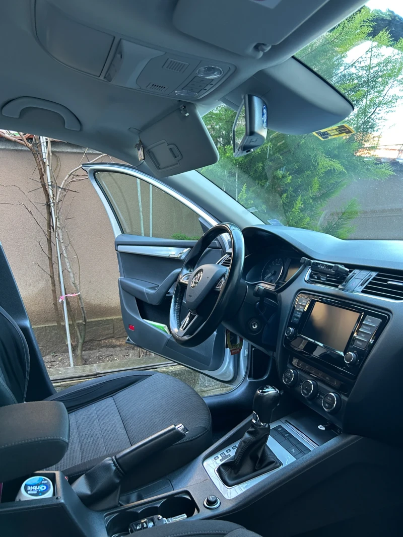 Skoda Octavia, снимка 8 - Автомобили и джипове - 53456065