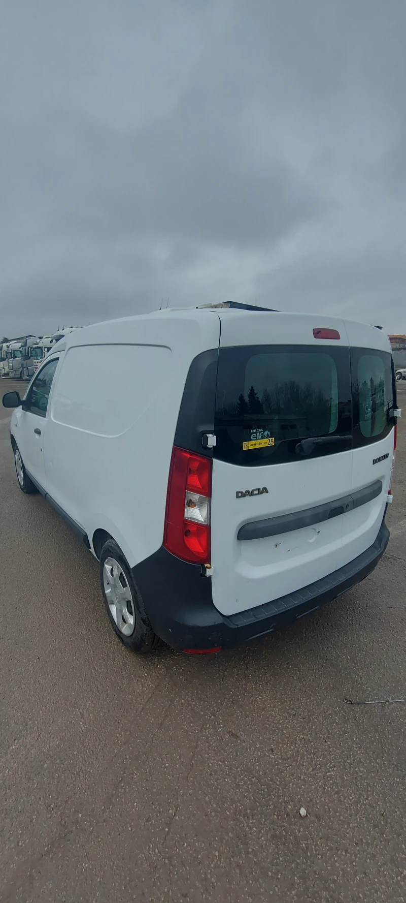 Dacia Dokker, снимка 7 - Автомобили и джипове - 53537476