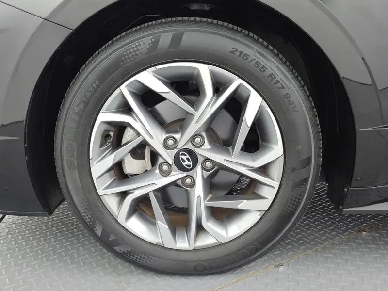 Hyundai Sonata 2.0 Premium, снимка 5 - Автомобили и джипове - 55803442