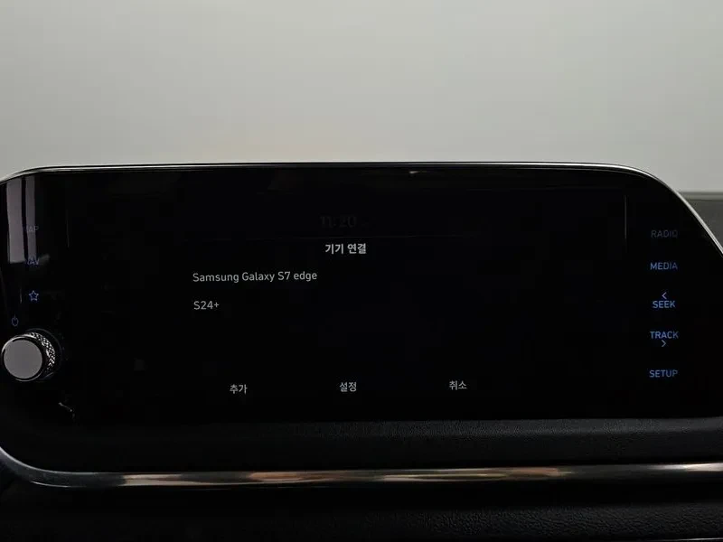 Hyundai Sonata 2.0 Premium, снимка 16 - Автомобили и джипове - 55803442