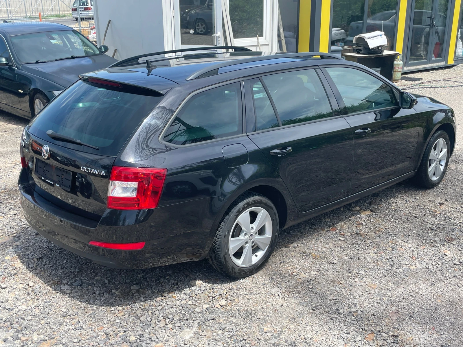 Skoda Octavia 1.8TSI DSG // LED // ALCANTARA // SWISS // ИСТОРИЯ - изображение 7