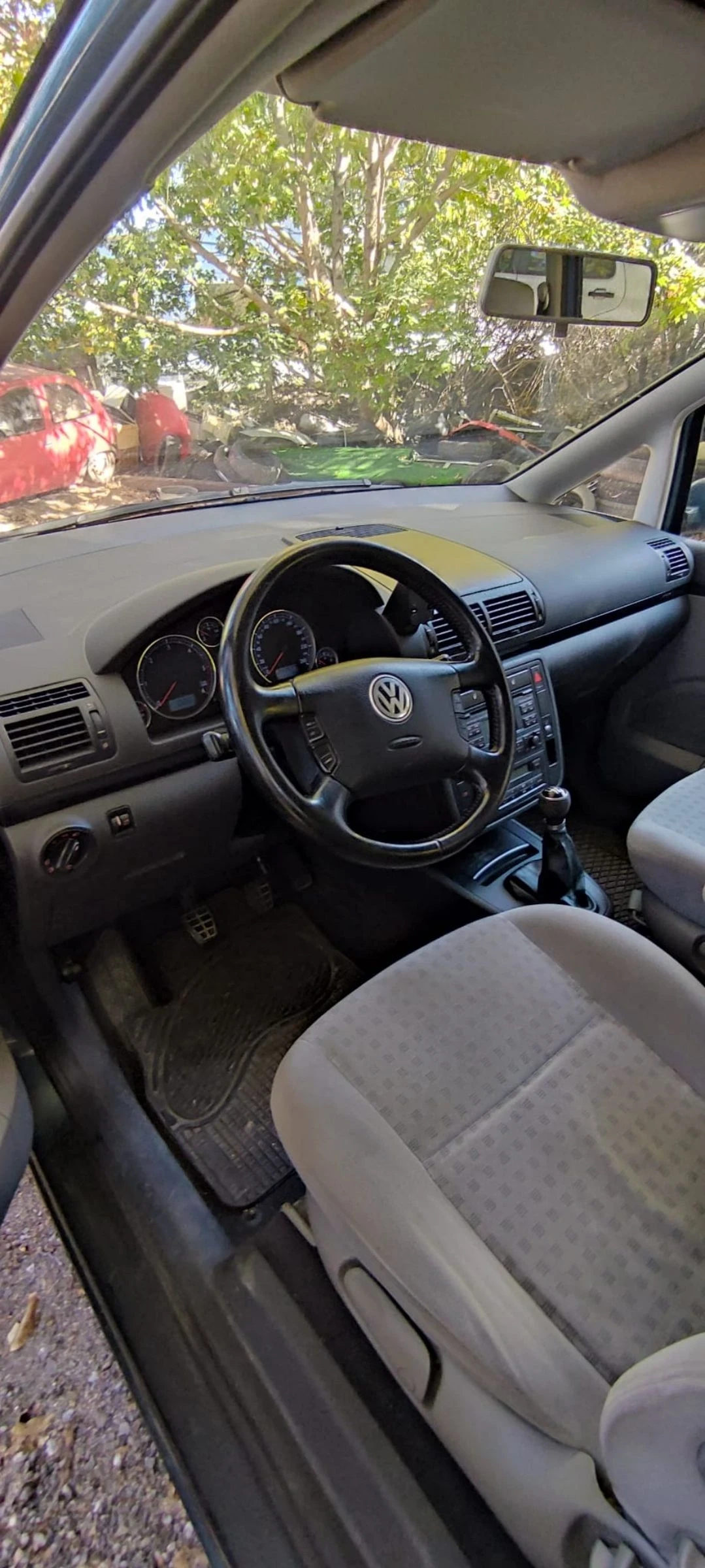 VW Sharan 1.9 - изображение 8