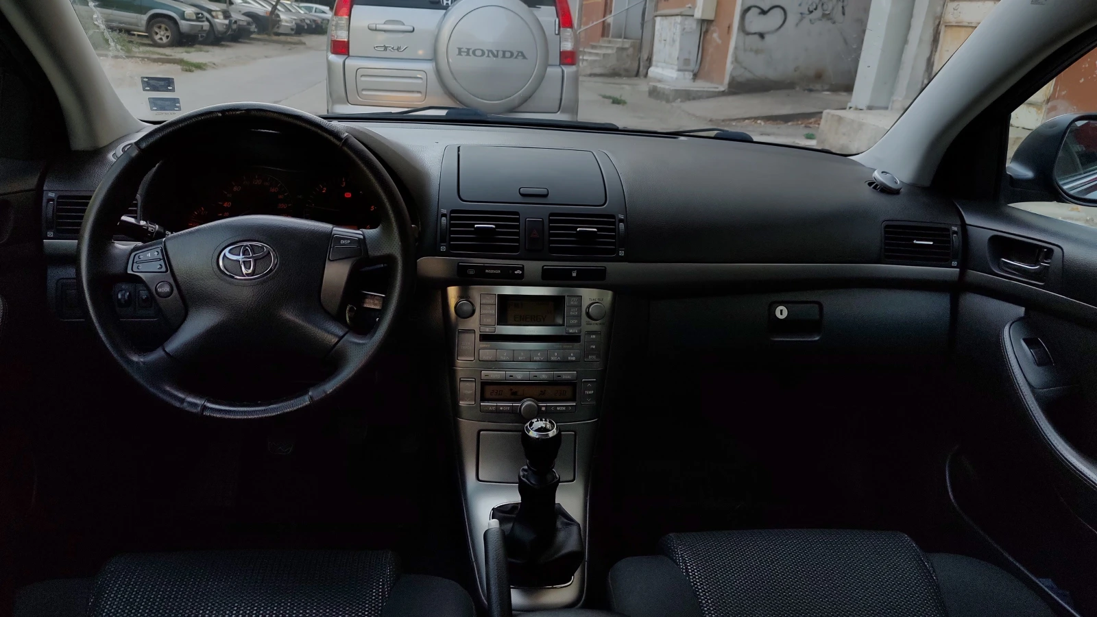 Toyota Avensis 2.2 150к.с. - изображение 7