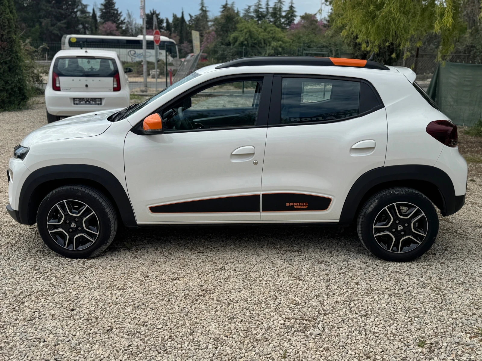 Dacia Spring Comfort Plus, CCS, NAVI - изображение 8