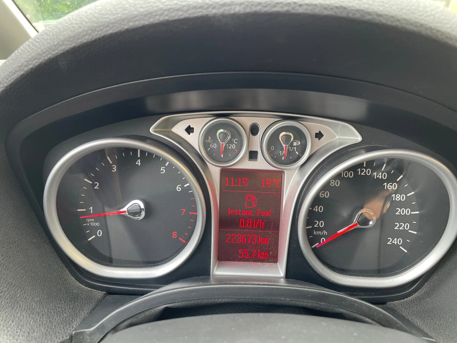 Ford C-max 1.8i - изображение 9