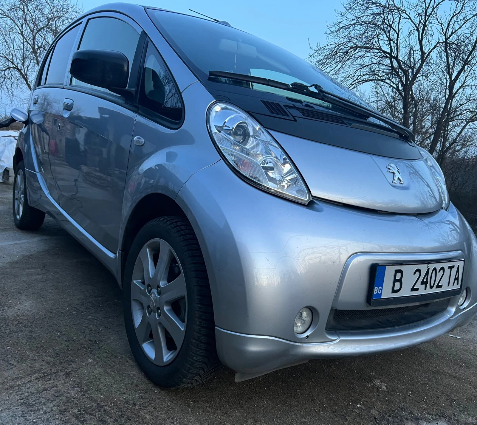 Peugeot iOn, снимка 8 - Автомобили и джипове - 53690301