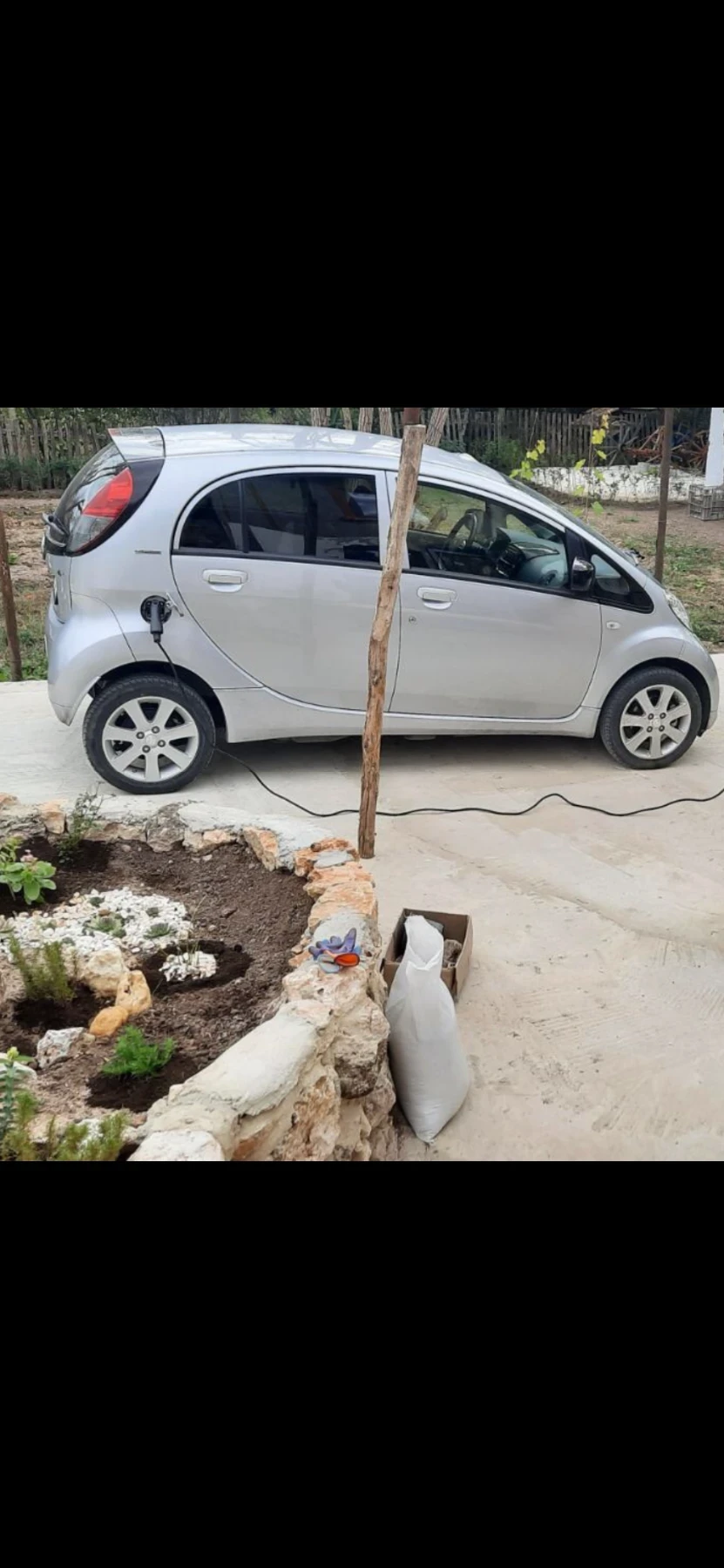 Peugeot iOn  - изображение 3