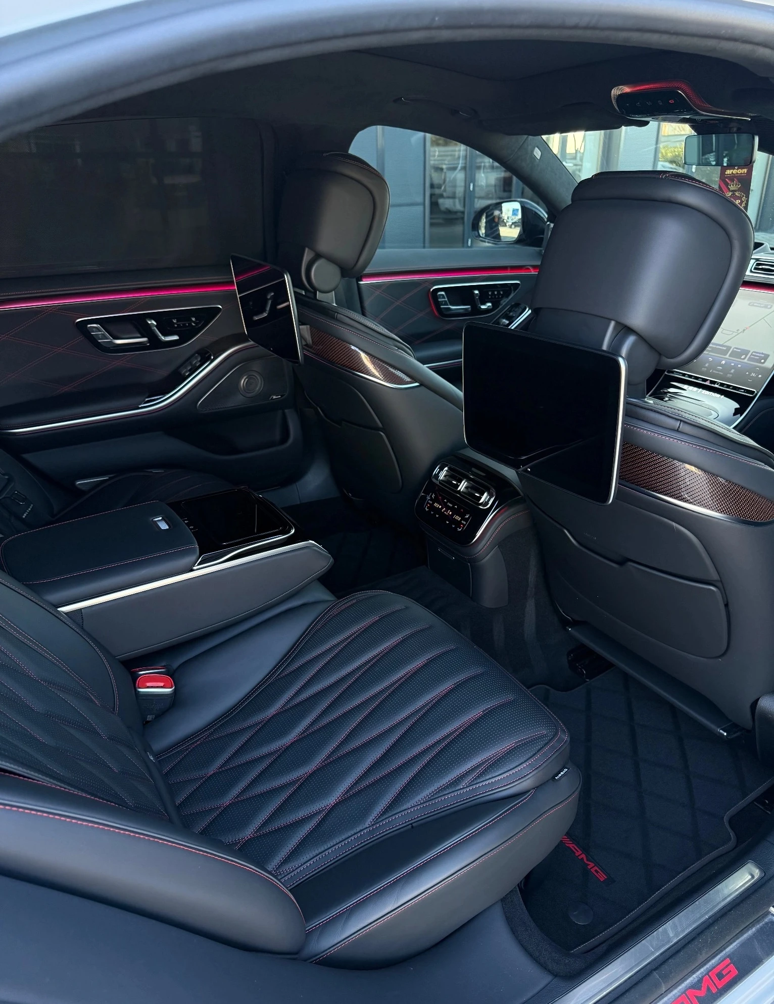 Mercedes-Benz S 63 AMG Long E-Performance 4Matic Edition 1, снимка 8 - Автомобили и джипове - 53731324