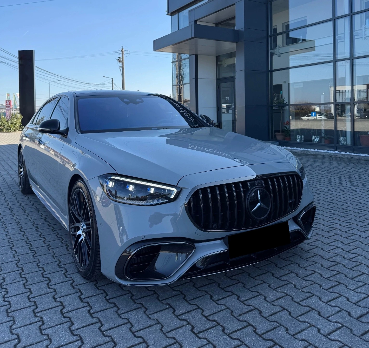 Mercedes-Benz S 63 AMG Long E-Performance 4Matic Edition 1