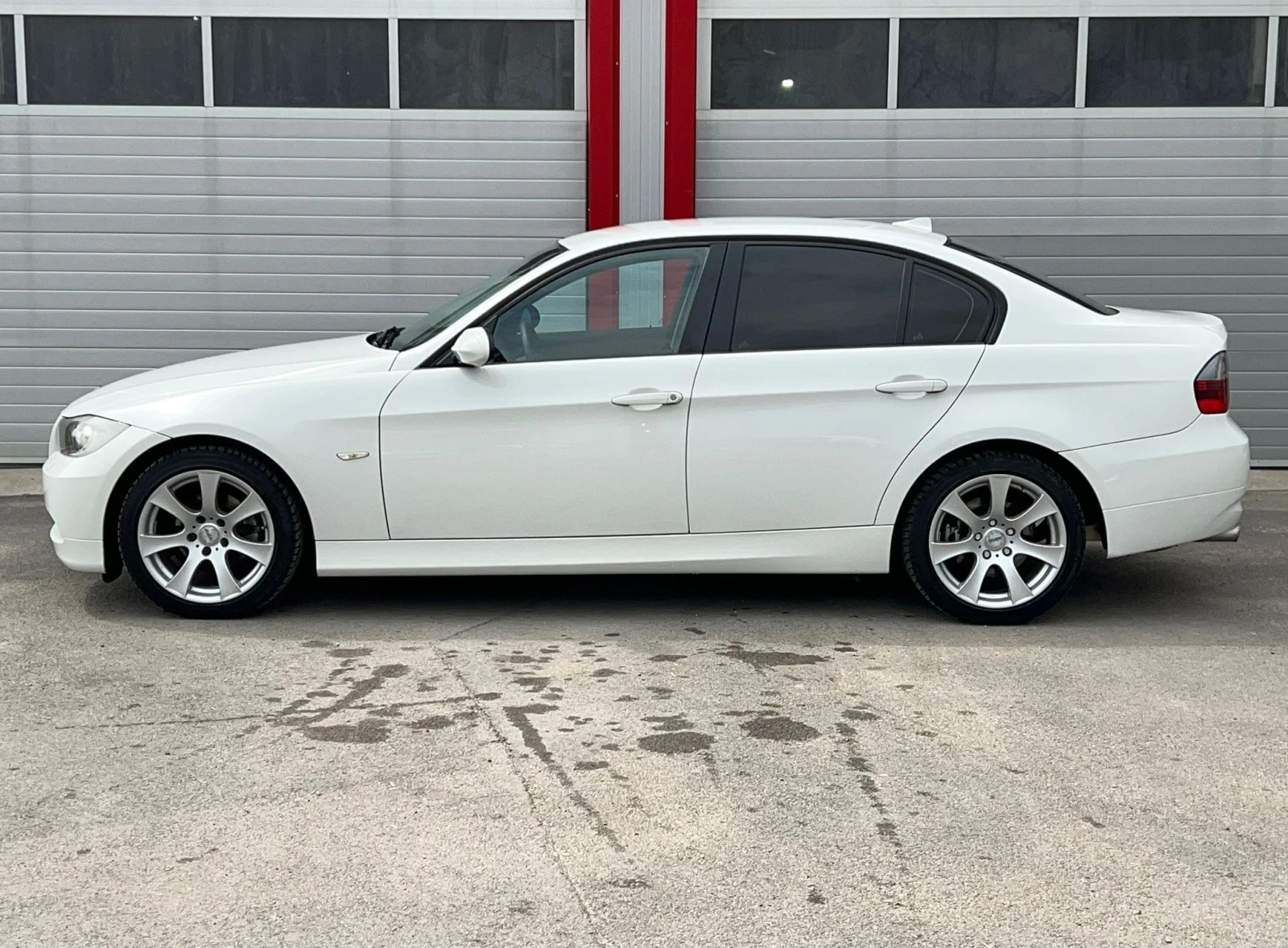 BMW 318 I KLIMATRONIK START STOP 6-СКОРОСТИ ЛИЗИНГ!!!, снимка 6 - Автомобили и джипове - 53756417
