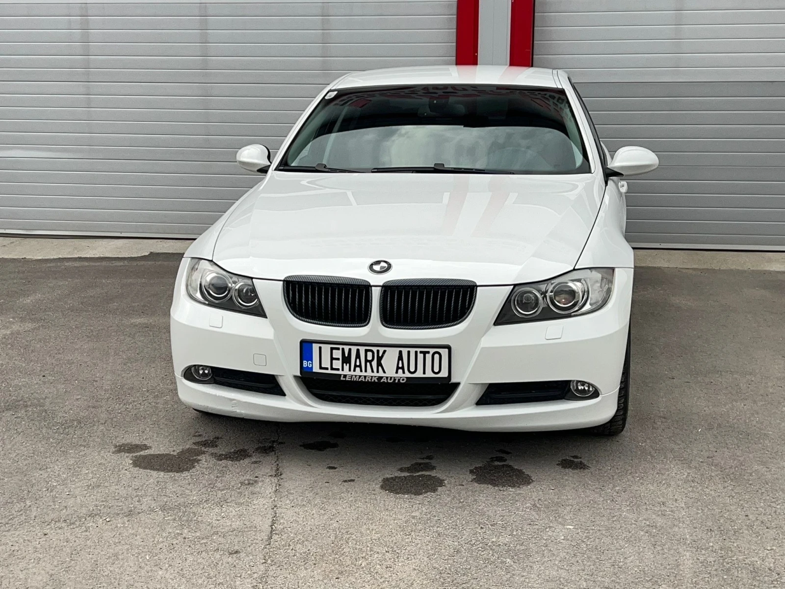 BMW 318 I KLIMATRONIK START STOP 6-СКОРОСТИ ЛИЗИНГ!!!, снимка 2 - Автомобили и джипове - 53756417