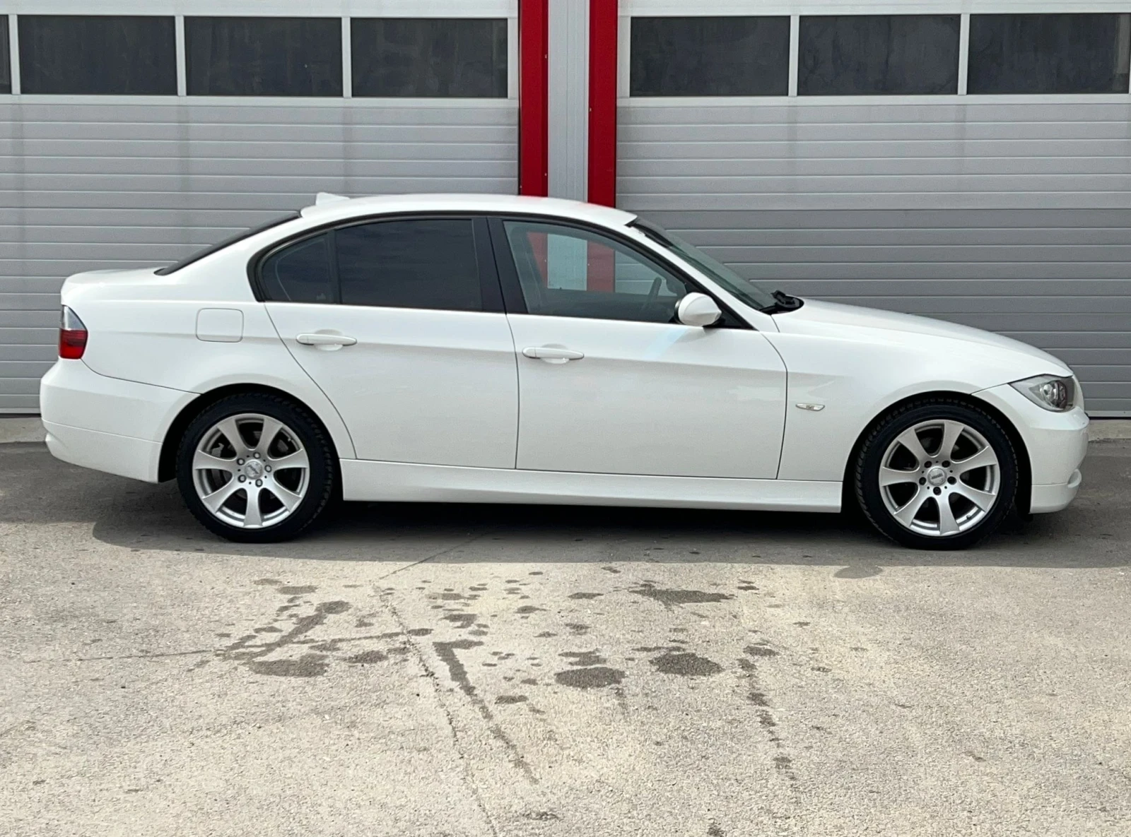 BMW 318 I KLIMATRONIK START STOP 6-СКОРОСТИ ЛИЗИНГ!!!, снимка 7 - Автомобили и джипове - 53756417