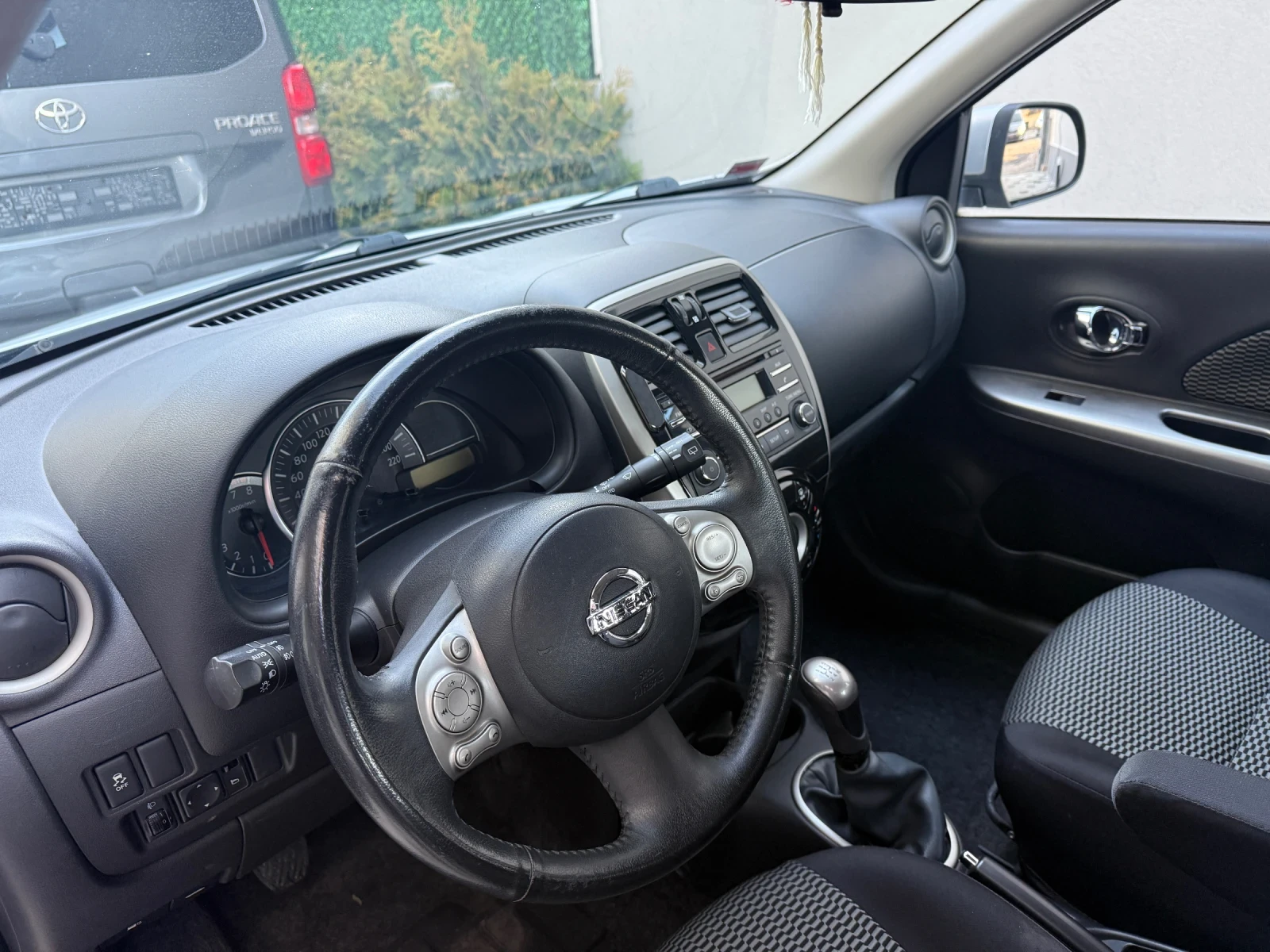 Nissan Micra 1.2 Benzin 123000 km , снимка 7 - Автомобили и джипове - 53821072