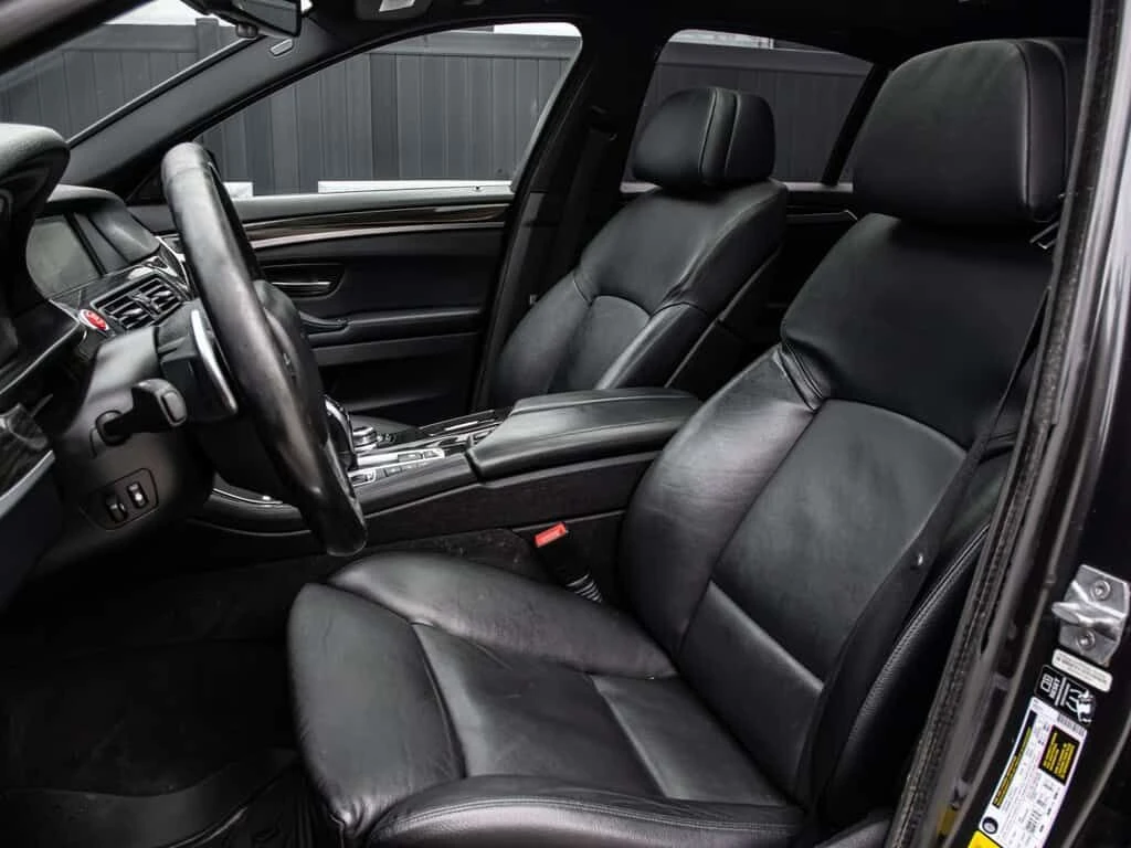 BMW 535 M 535i| xDrive| AWD| NAV| PANO| HEATED SEATS, снимка 9 - Автомобили и джипове - 54057669