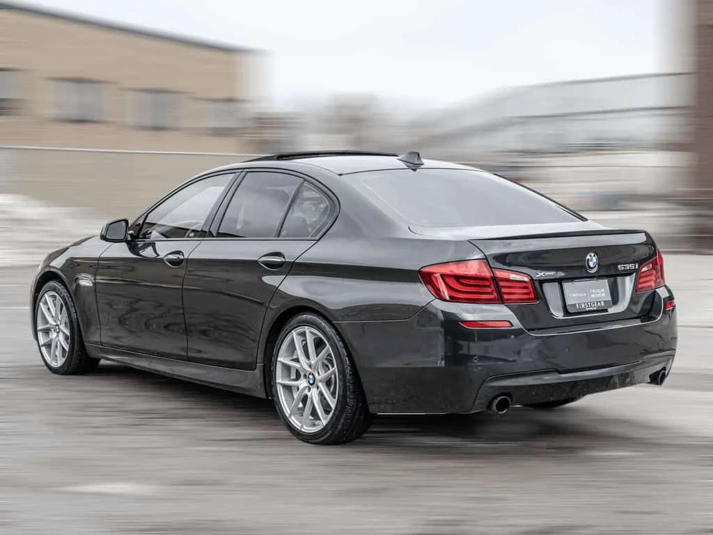 BMW 535 M 535i| xDrive| AWD| NAV| PANO| HEATED SEATS, снимка 4 - Автомобили и джипове - 54057669