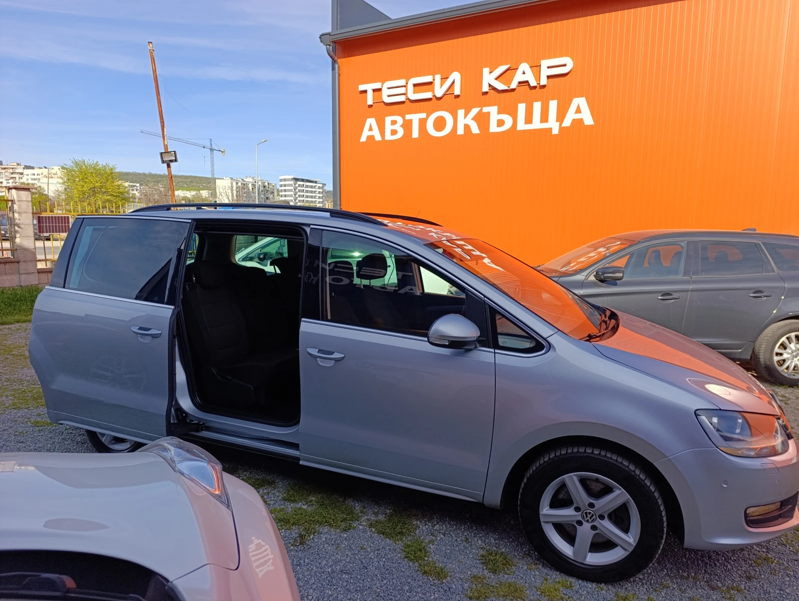 VW Sharan 2.0 TDI 4Motion DSG, снимка 14 - Автомобили и джипове - 54345177
