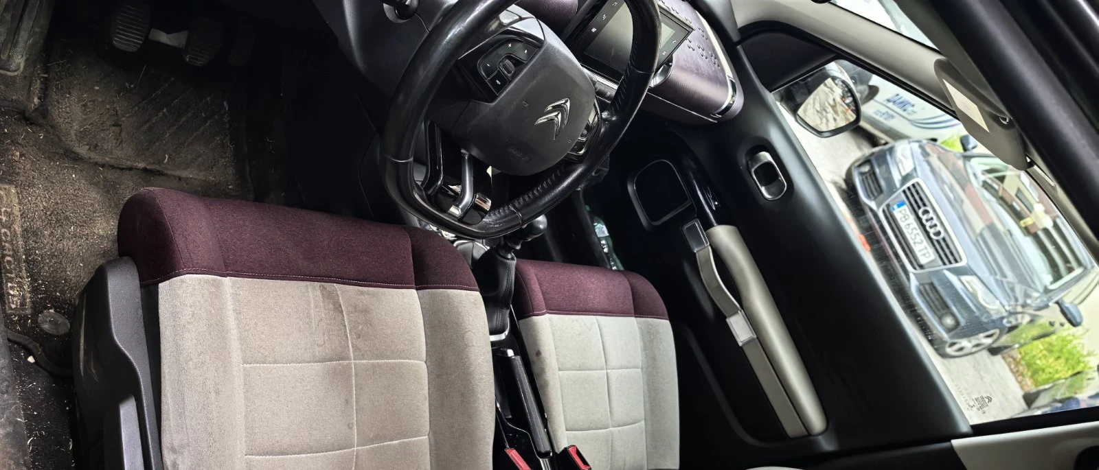 Citroen C4 Cactus, снимка 3 - Автомобили и джипове - 54566373