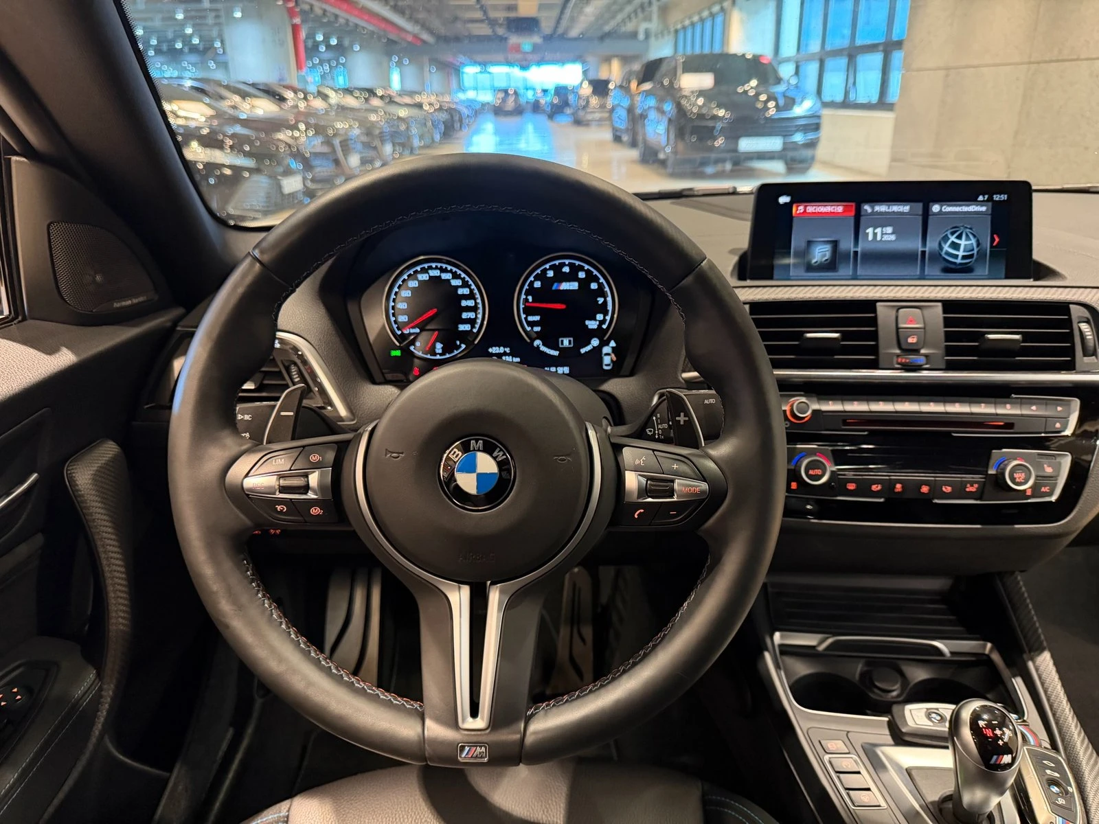 BMW M2 COMP НАЛИЧНА КРАЙНА ЦЕНА, снимка 12 - Автомобили и джипове - 55227120