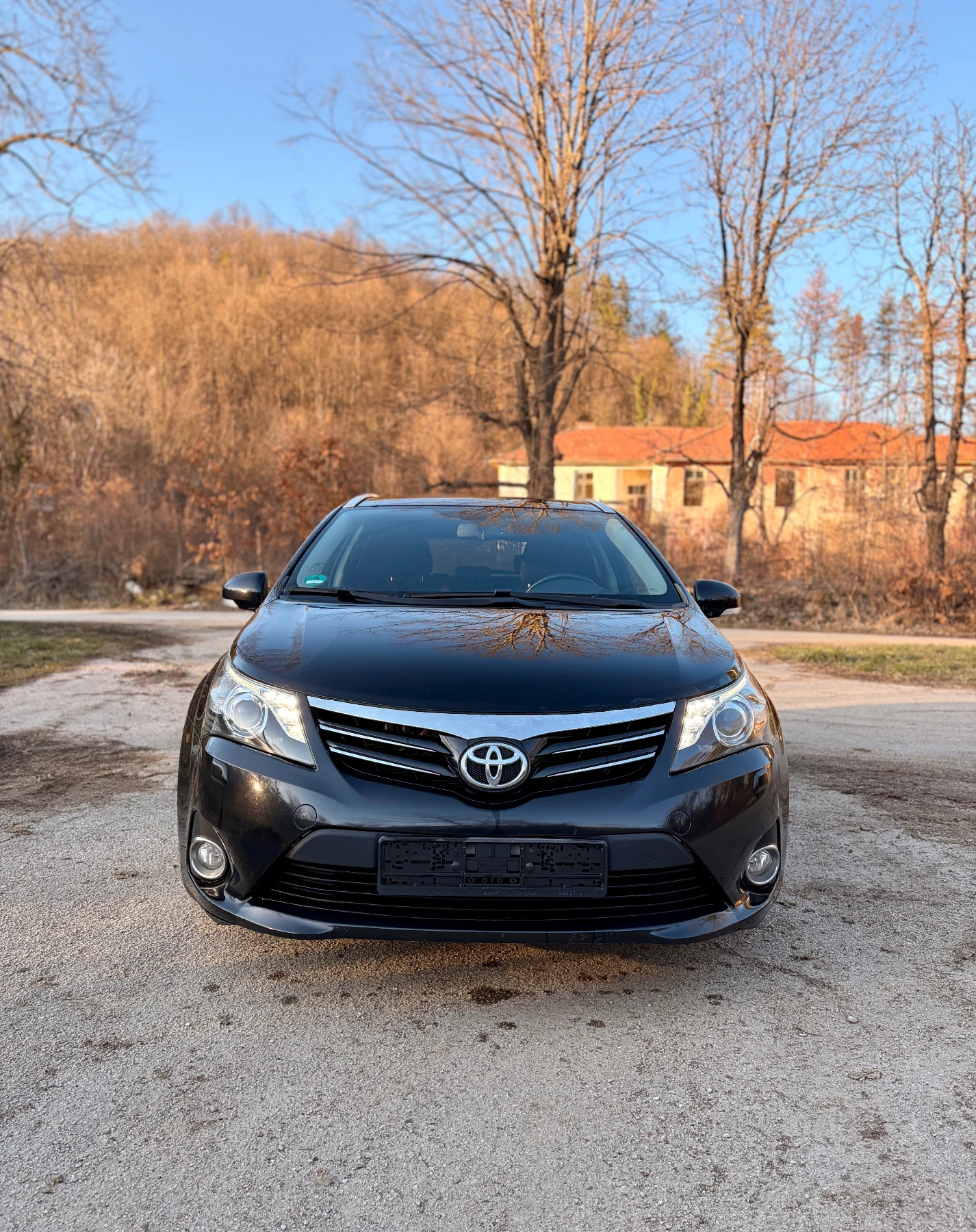 Toyota Avensis 2.0 D4D FACELIFT, снимка 3 - Автомобили и джипове - 55500999