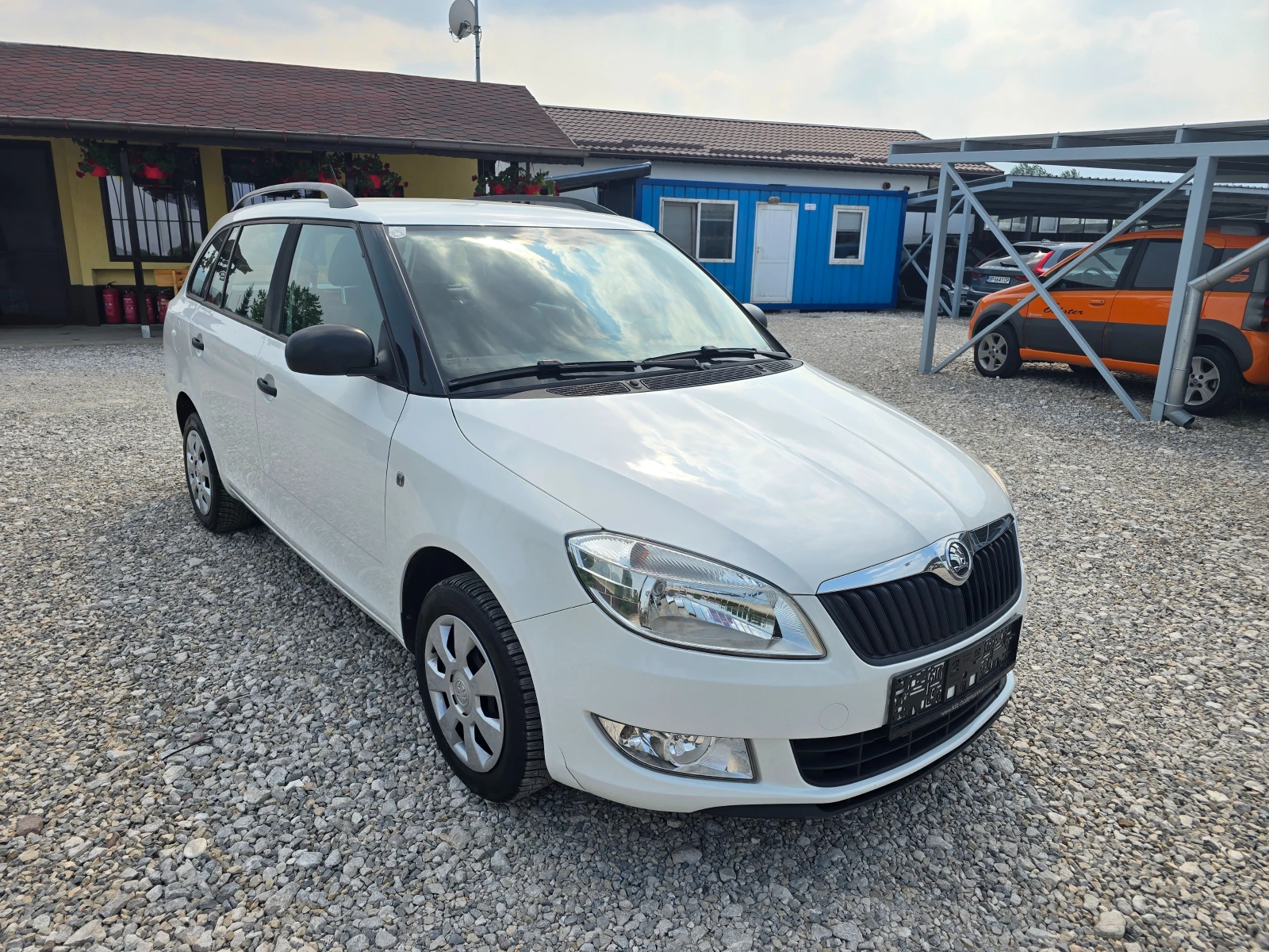 Skoda Fabia 1.2 КЛИМАТИК РЕАЛНИ КИЛОМЕТРИ, снимка 7 - Автомобили и джипове - 56006741