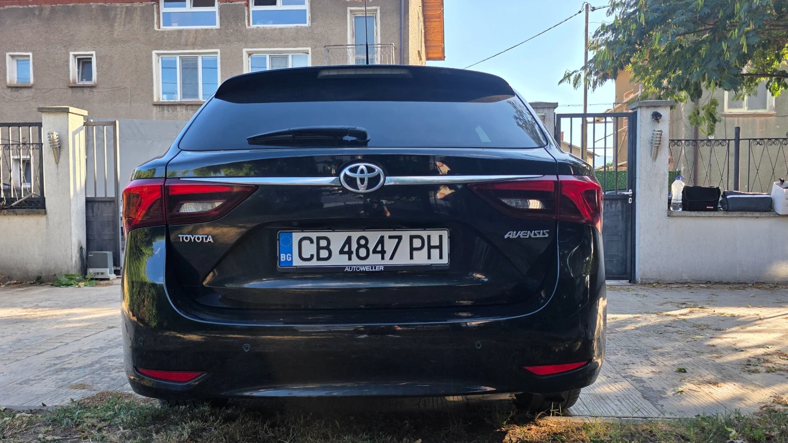 Toyota Avensis, снимка 13 - Автомобили и джипове - 56074594