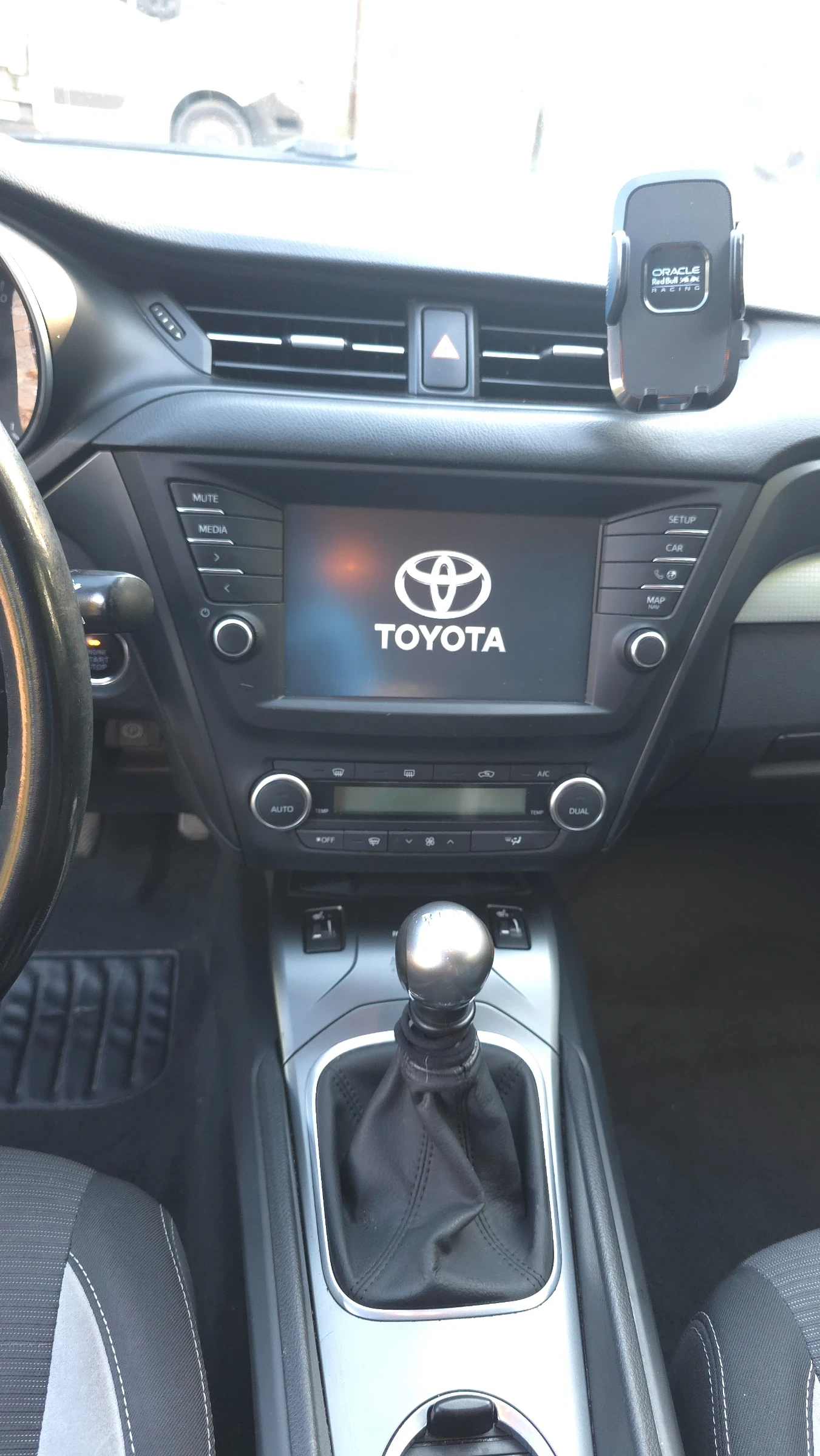 Toyota Avensis, снимка 6 - Автомобили и джипове - 56074594