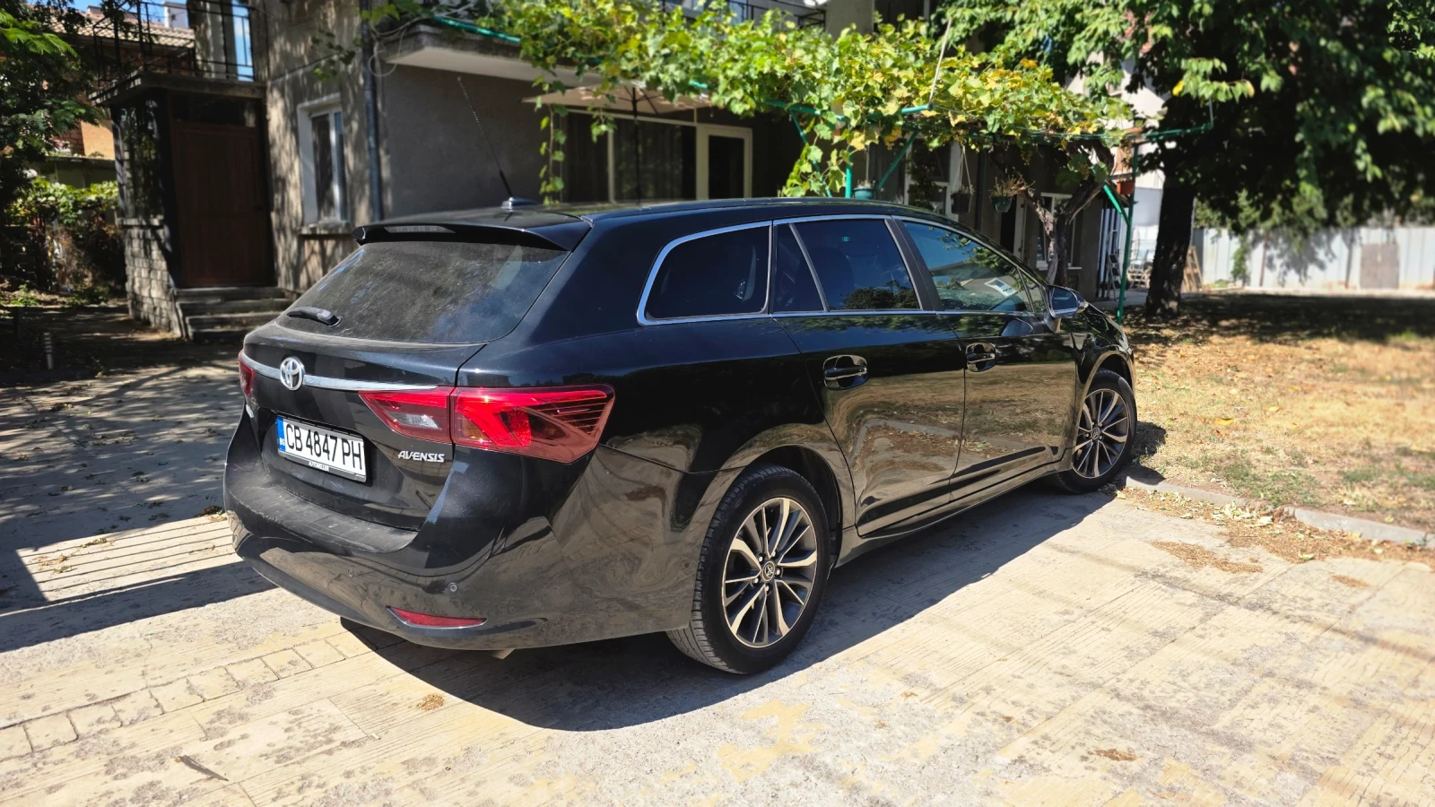 Toyota Avensis, снимка 2 - Автомобили и джипове - 56074594