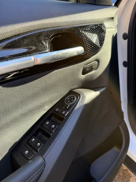 Kia Seltos 2.0 MPI AWD 4x4, снимка 11