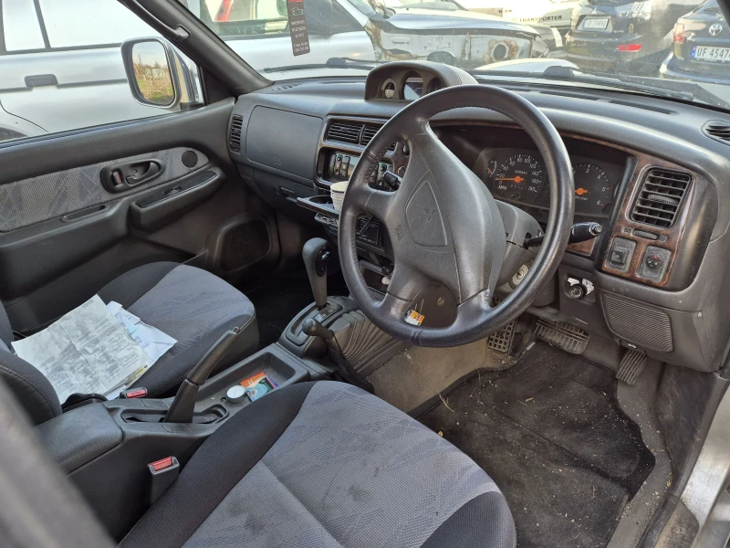 Mitsubishi L200 2.5, снимка 7 - Автомобили и джипове - 48760354