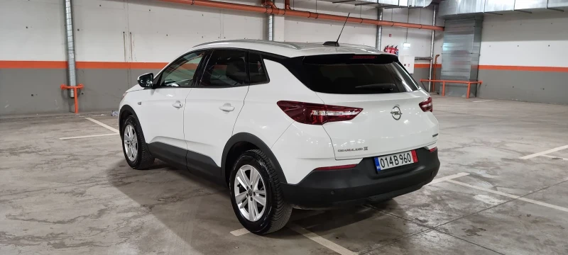 Opel Grandland X 1.6 DIESEL Ecotec StartStop Euro 6b, снимка 4 - Автомобили и джипове - 49365119