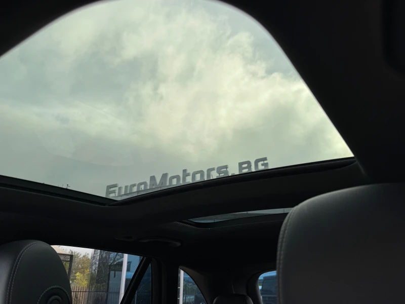 Mercedes-Benz GLC 300 9G, 4-MATIC, AMG LINE, PANORAMA, CAMERA!, снимка 12 - Автомобили и джипове - 52373186