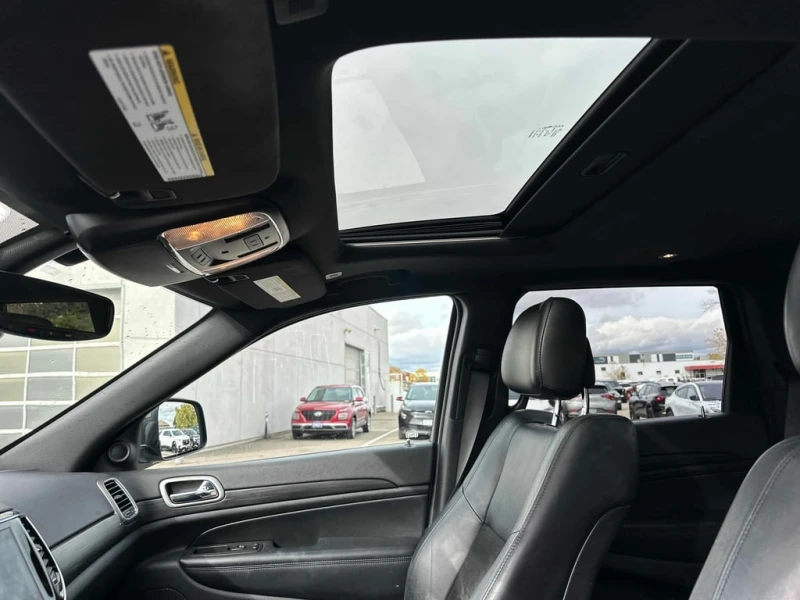 Jeep Grand cherokee 2021 Altitude * CARFAX * БЕЗ ПЪРВОНАЧАЛНА, снимка 10 - Автомобили и джипове - 52793230