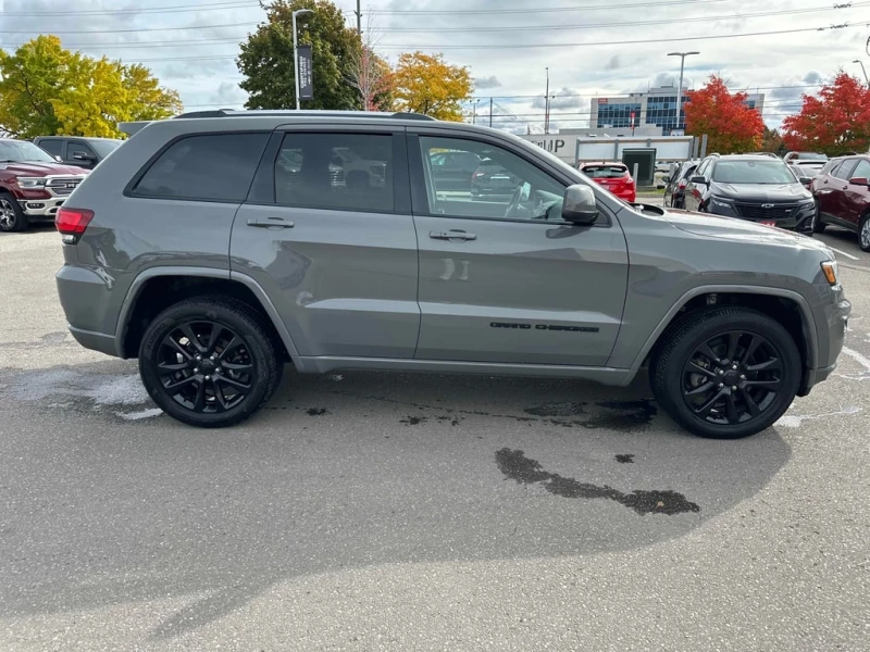 Jeep Grand cherokee 2021 Altitude * CARFAX * БЕЗ ПЪРВОНАЧАЛНА, снимка 4 - Автомобили и джипове - 52793230