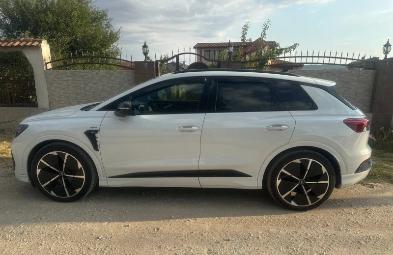 Audi Q4 e-tron 50 Quattro S-LINE BLACK EDITION, снимка 4 - Автомобили и джипове - 52925563