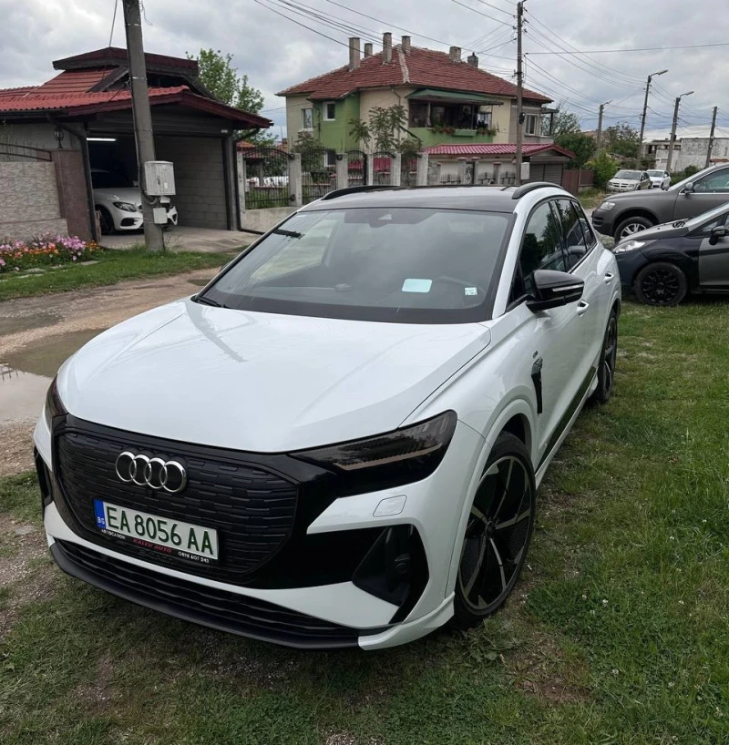 Audi Q4 e-tron 50 Quattro S-LINE BLACK EDITION, снимка 2 - Автомобили и джипове - 52925563
