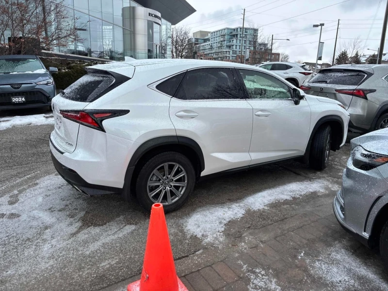 Lexus NX * 300 * CARFAX * БЕЗ ПЪРВОНАЧАЛНА ВНОСКА, снимка 3 - Автомобили и джипове - 52932160