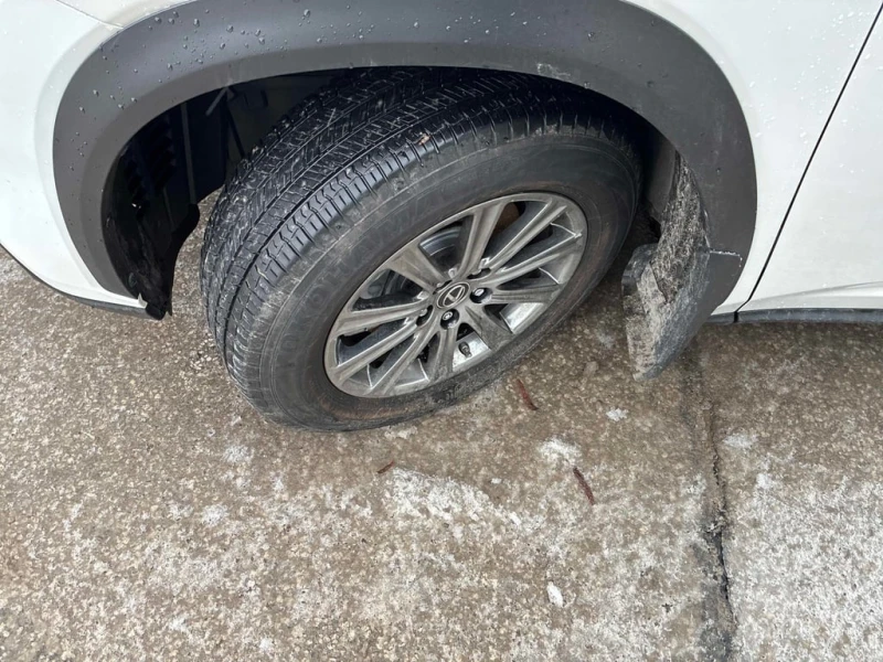 Lexus NX * 300 * CARFAX * БЕЗ ПЪРВОНАЧАЛНА ВНОСКА, снимка 7 - Автомобили и джипове - 52932160