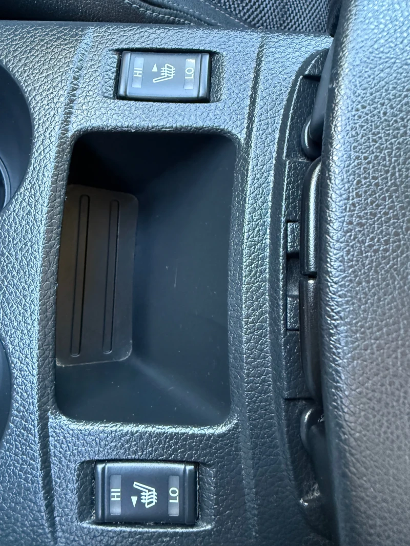 Nissan Qashqai, снимка 15 - Автомобили и джипове - 53402680