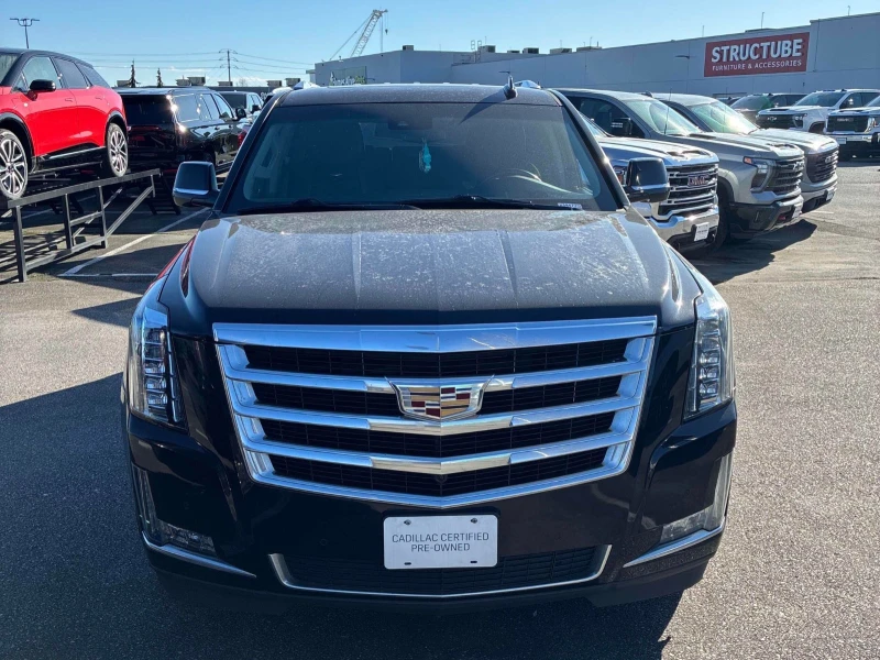 Cadillac Escalade Luxury С РЕГИСТРАЦИЯ & АВТО КРЕДИТ, снимка 4 - Автомобили и джипове - 53564176