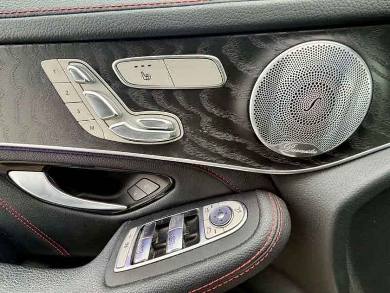 Mercedes-Benz GLC * AMG 43 * CARFAX * ЦЕНА ДО БГ, снимка 14 - Автомобили и джипове - 53583051