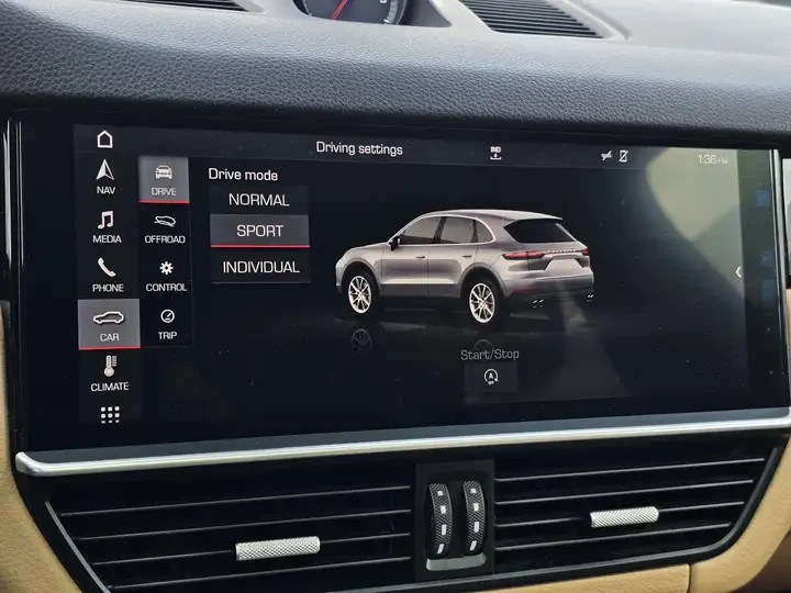 Porsche Cayenne ONE OWNER * CARFAX * АВТО КРЕДИТ * , снимка 12 - Автомобили и джипове - 54784688