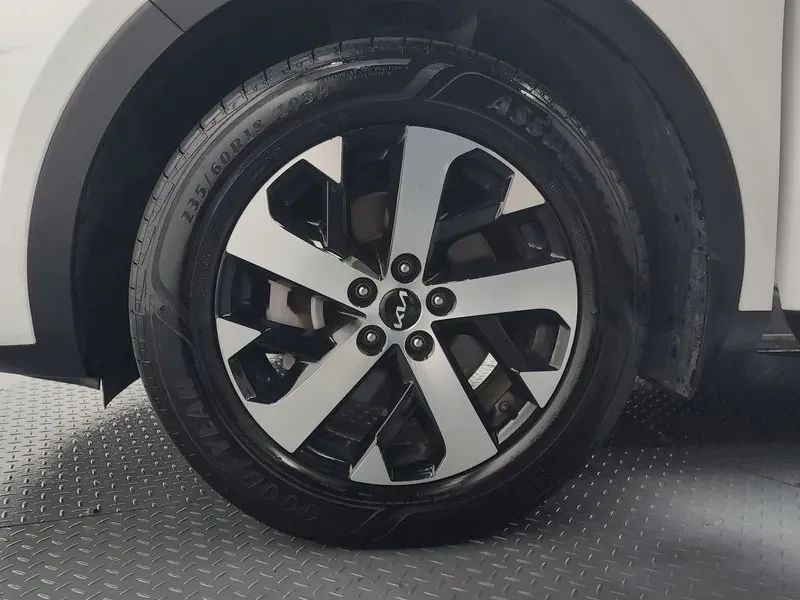 Kia Sorento Diesel 2.2 4Wd Noblesse , снимка 5 - Автомобили и джипове - 56119132