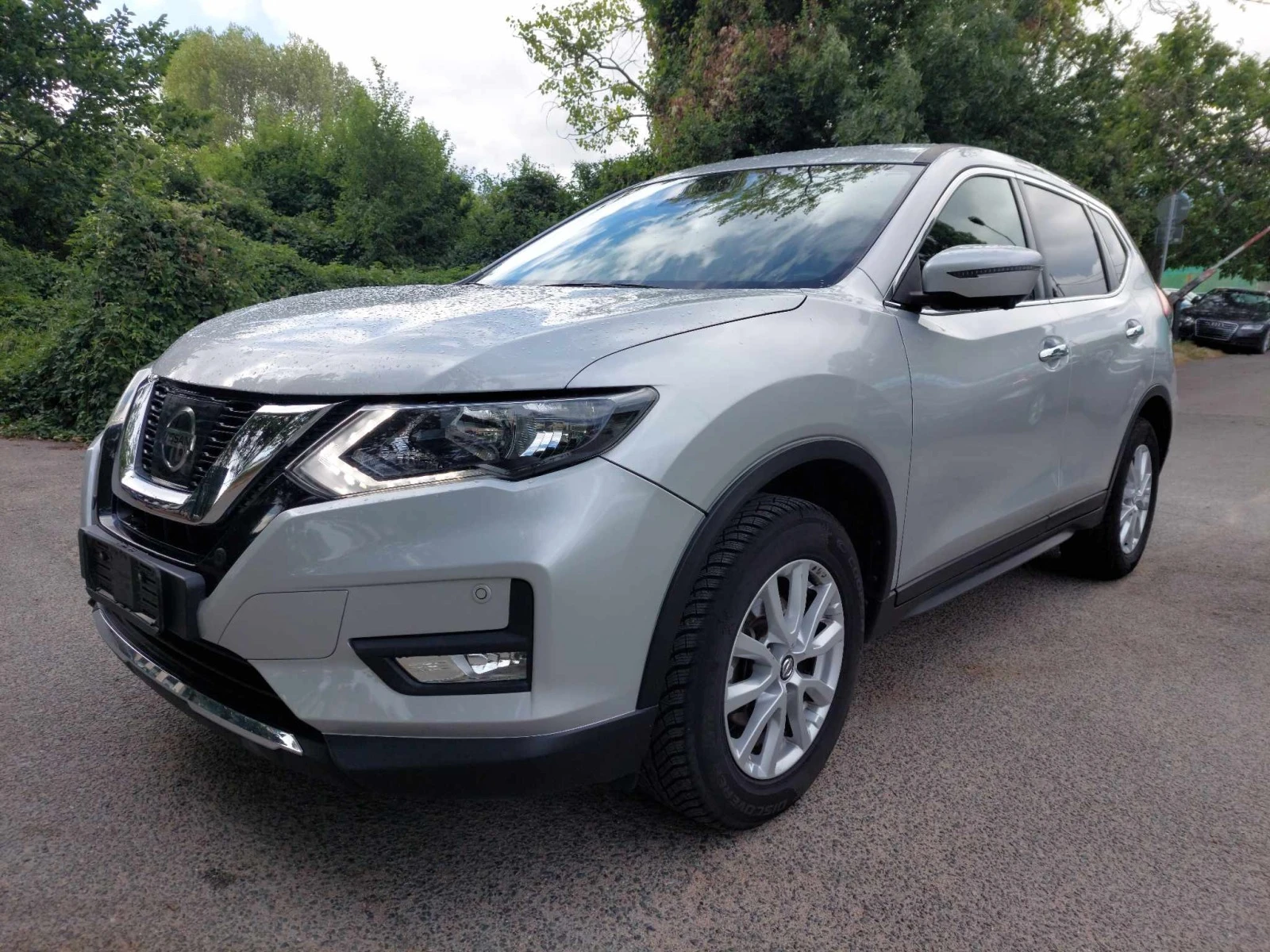 Nissan X-trail 1,6d NAVI+LED - изображение 2