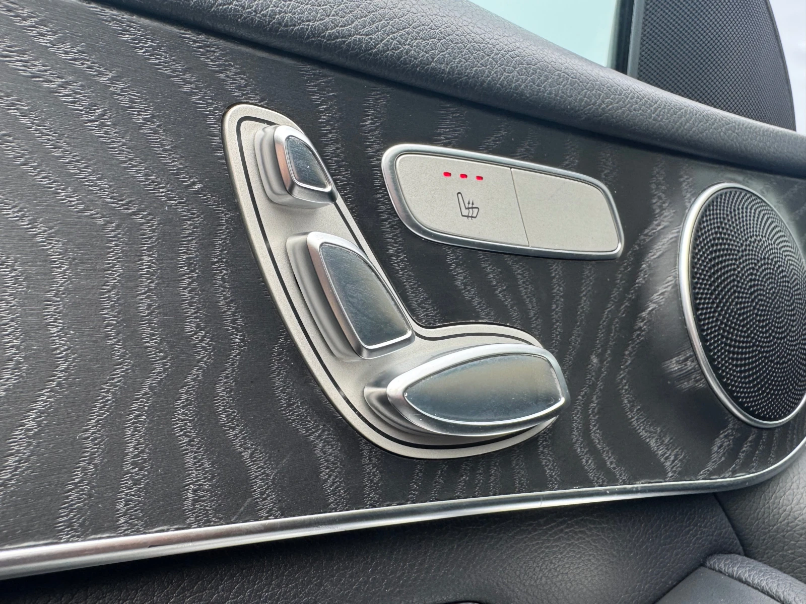 Mercedes-Benz GLC 300 9G, 4-MATIC, AMG LINE, PANORAMA, CAMERA! | Mobile.bg   14