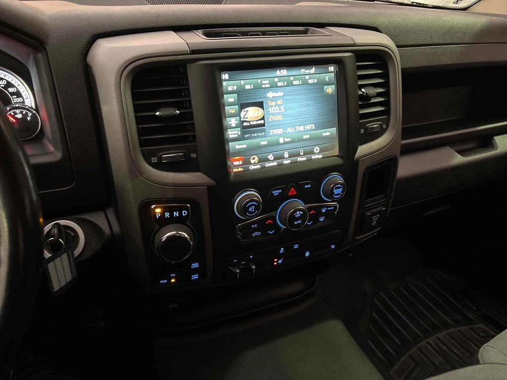 Dodge RAM 1500 * Express * CARFAX * БЕЗ ПЪРВОНАЧАЛНА ВНОСКА - изображение 9