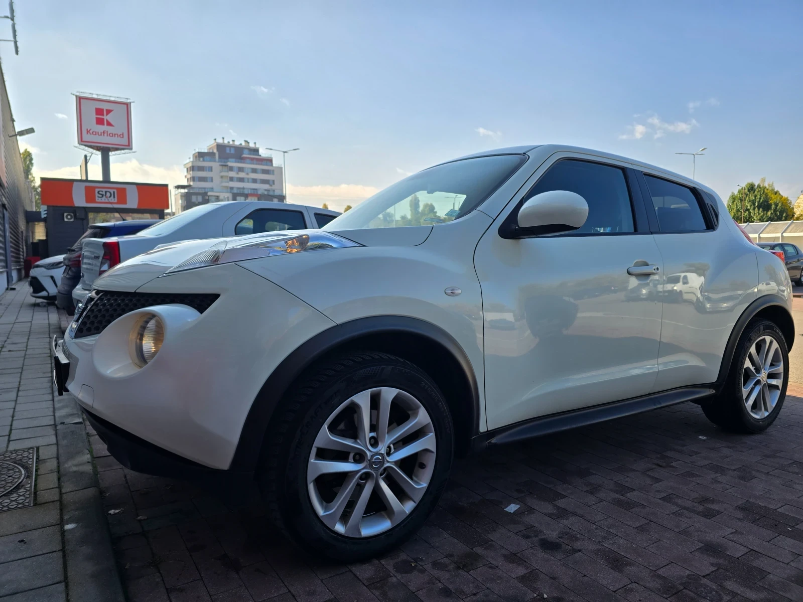 Nissan Juke 1.6 DIG-T 190 �.�./4�4/���������/����/������/TEKNA | Mobile.bg � ����������� 1