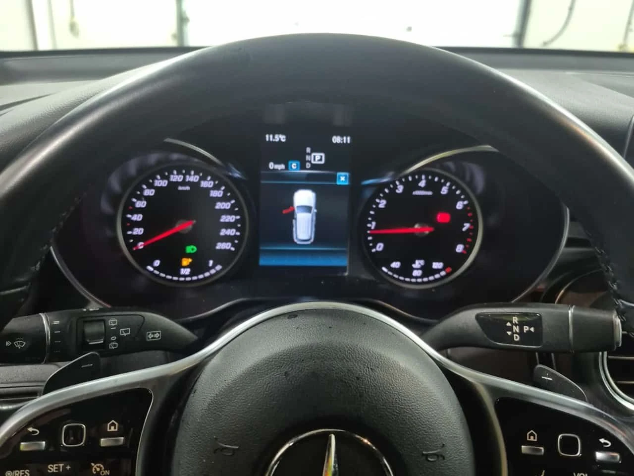 Mercedes-Benz GLC 300 * Един собственик * Без инциденти * От Mercedes* , снимка 8 - Автомобили и джипове - 54343681