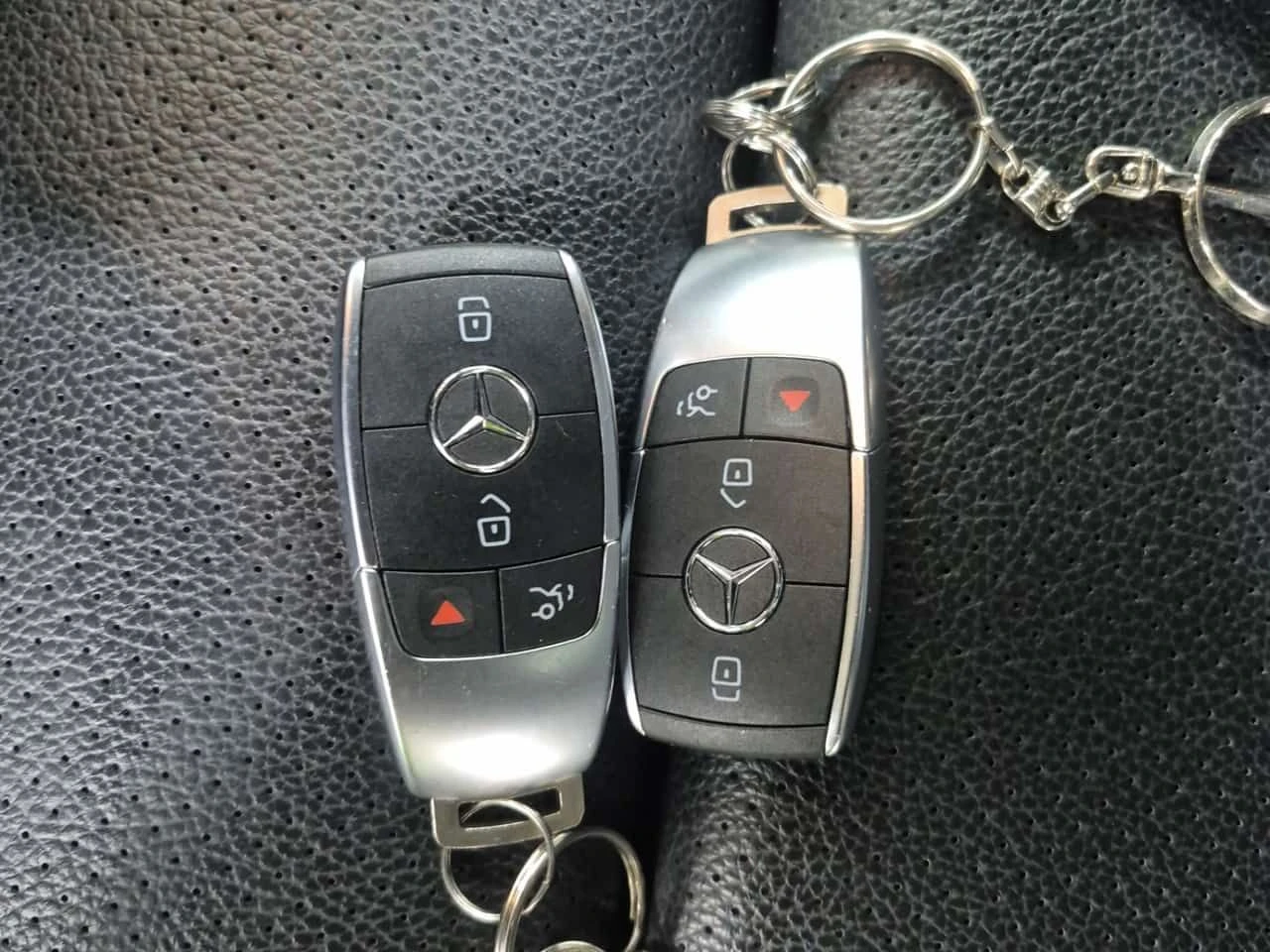 Mercedes-Benz GLC 300 * Един собственик * Без инциденти * От Mercedes* , снимка 11 - Автомобили и джипове - 54343681