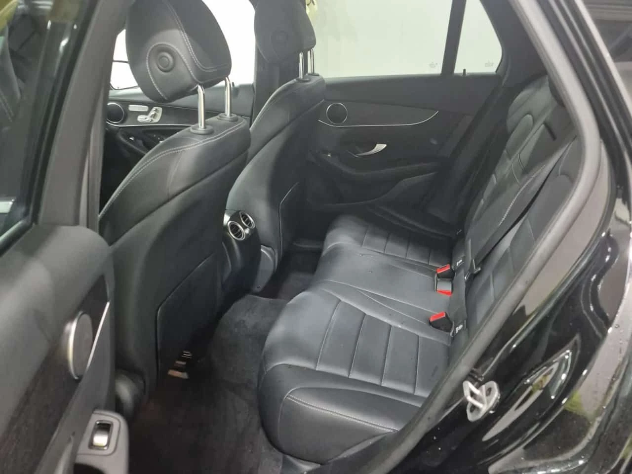 Mercedes-Benz GLC 300 * Един собственик * Без инциденти * От Mercedes* , снимка 10 - Автомобили и джипове - 54343681