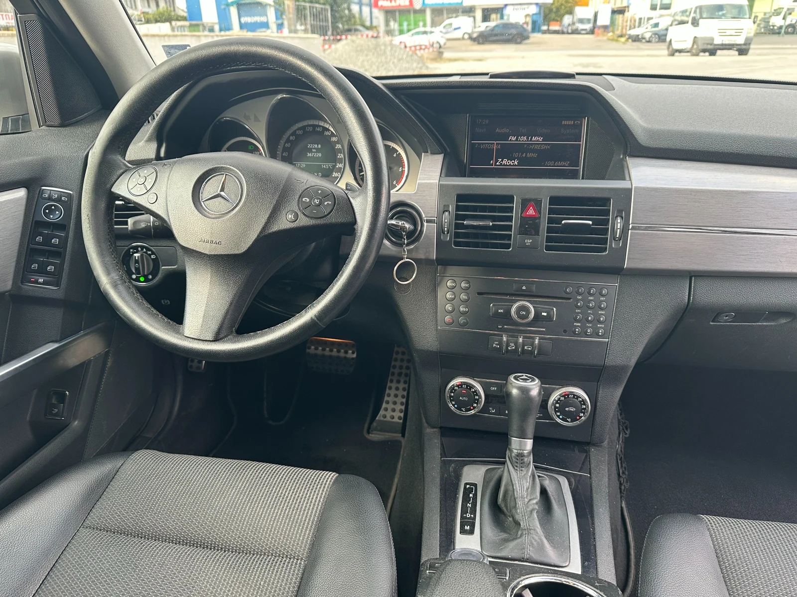Mercedes-Benz GLK 320CDI, снимка 12 - Автомобили и джипове - 54721411